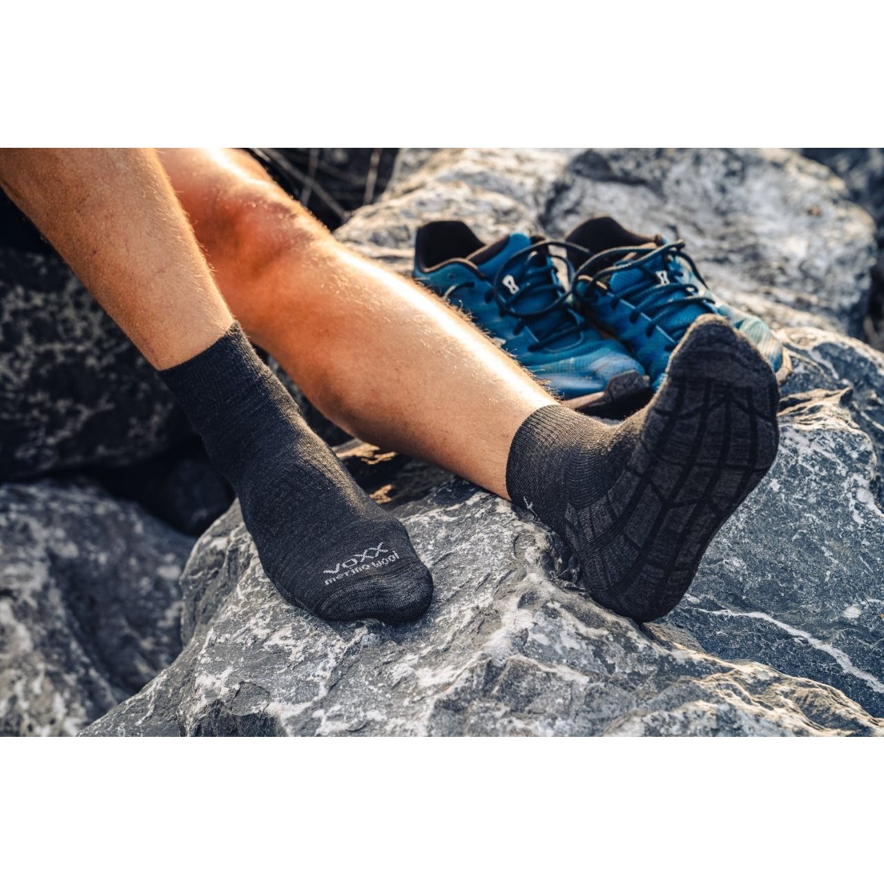 Ponožky krátke športové z merino TWARIX SHORT s iónmi striebra TMAVO ŠEDÉ VoXX 123561 L-11